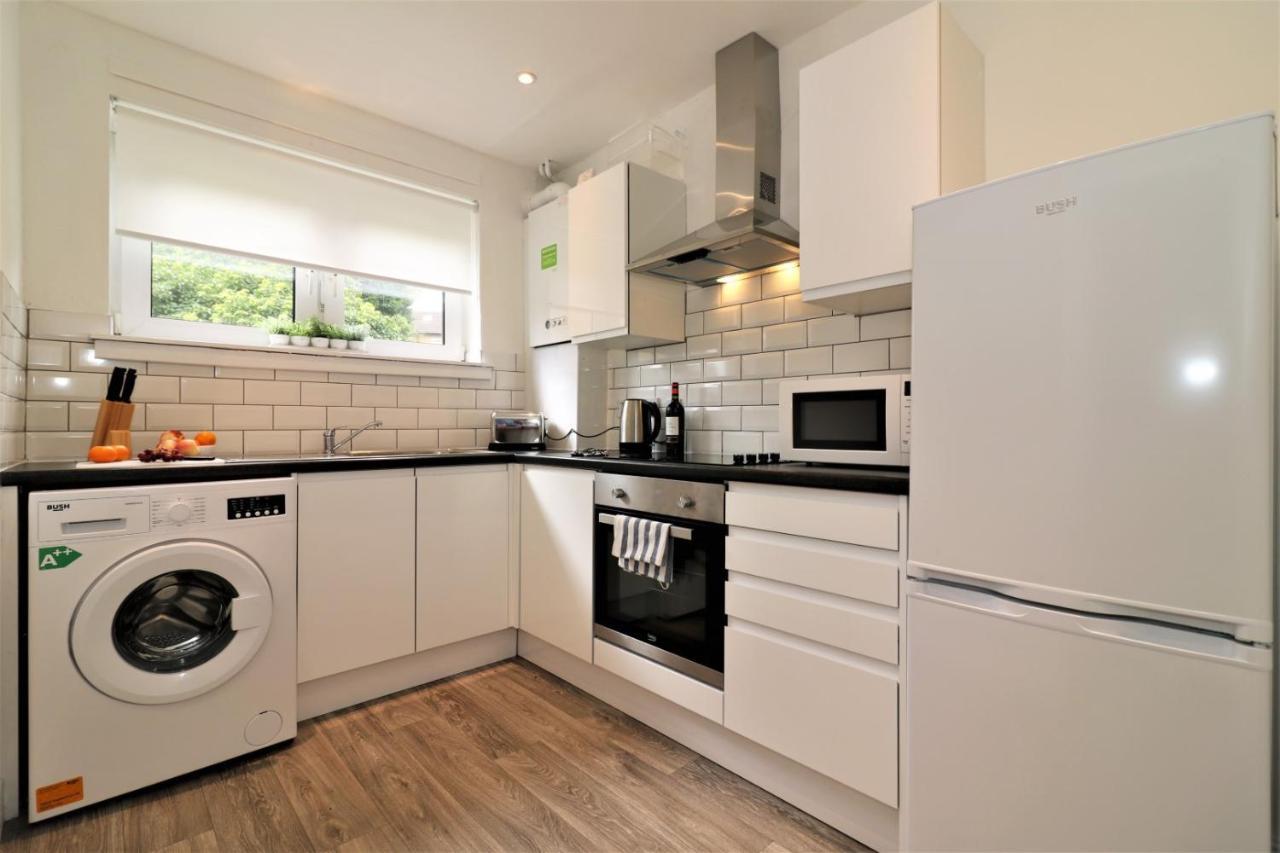 Signature - Belhaven House Hamilton Dış mekan fotoğraf