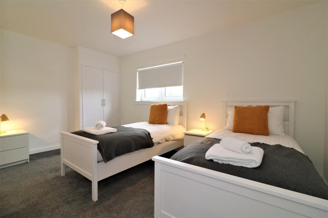 Signature - Belhaven House Hamilton Dış mekan fotoğraf